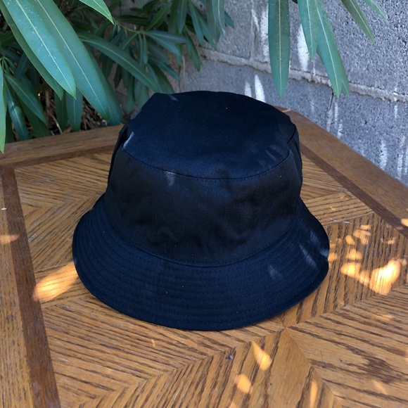 SALE 🚨 Snakeskin Reversible Cotton Bucket Hat - Picture 5 of 7